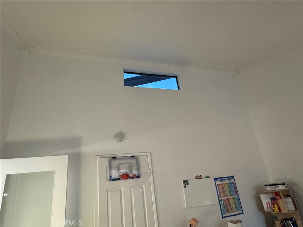 682 East Workman Street Covina, CA 91723 - Photo 28 of 36 an empty room with a window