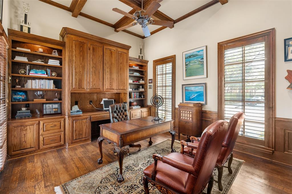 12010 Edgestone Road Dallas, TX 75230 - Photo 4 of 26 Gallery Image 4