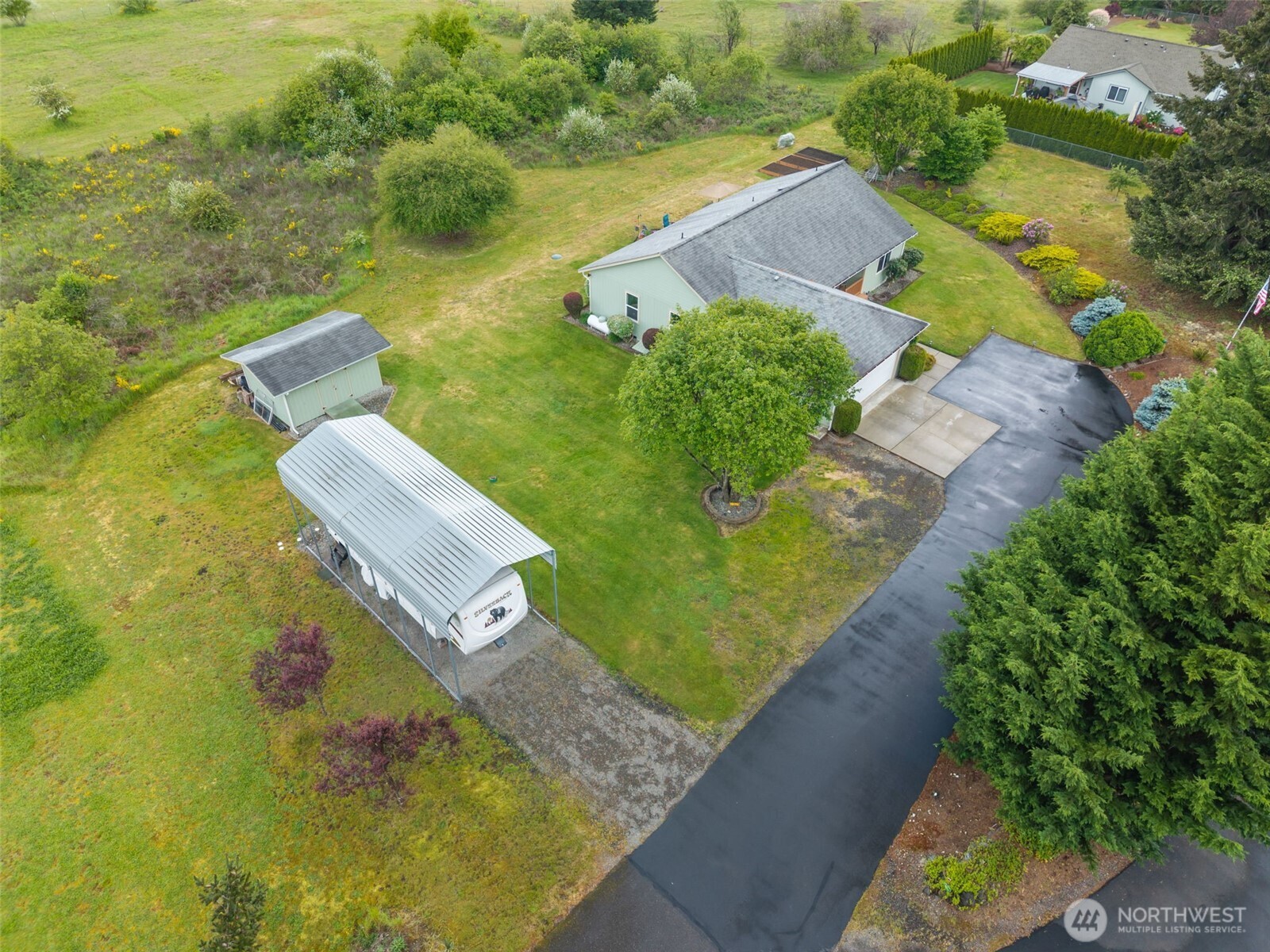 17927 Daryl Lane Southwest Rochester, WA 98579 - Photo 2 of 32