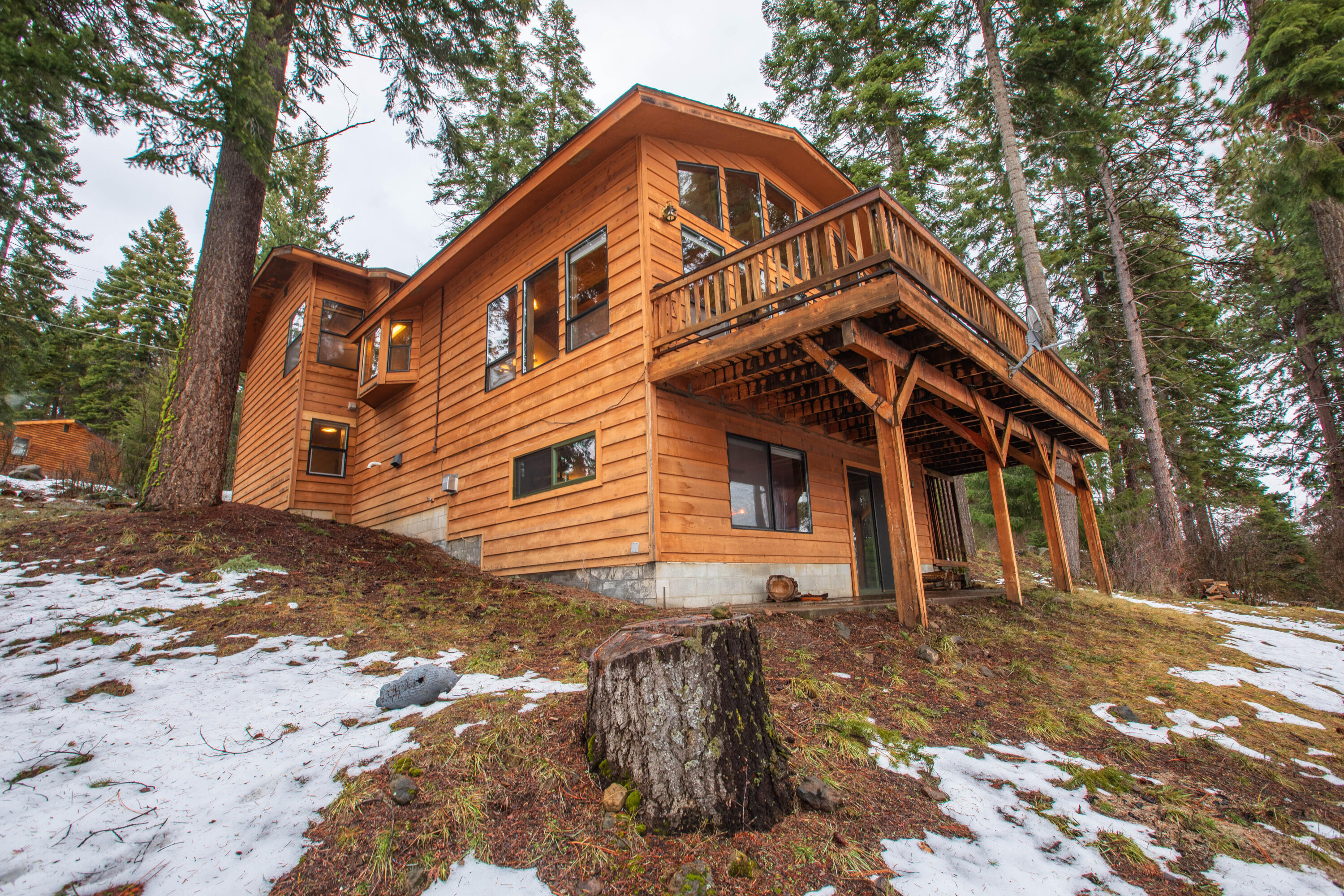 27419 Rocky Point Road Klamath Falls, OR 97601 - Photo 27 of 35 24_K4A9968-HDR
