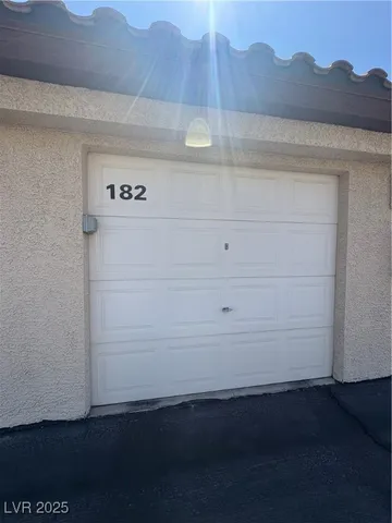 $1,350 | 8501 West University Avenue, Unit 2089, Las Vegas, NV 89147