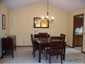 9 Woodbury Springfield, IL 62711 - Photo 2 of 9 Gallery Image 2