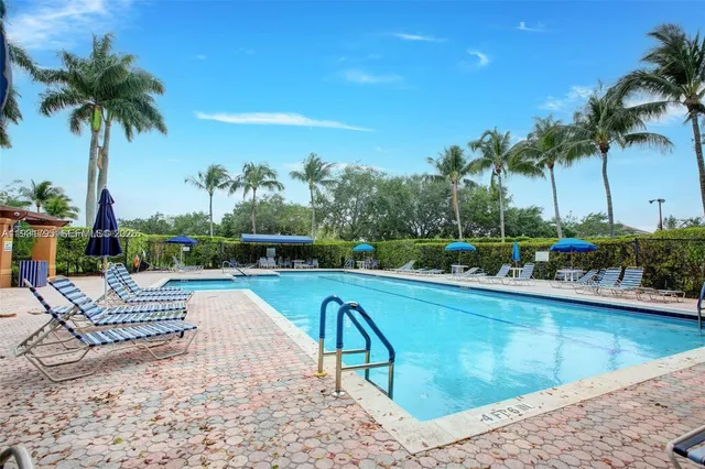 $3,850 | 1525 Estancia Circle, Weston, FL 33327