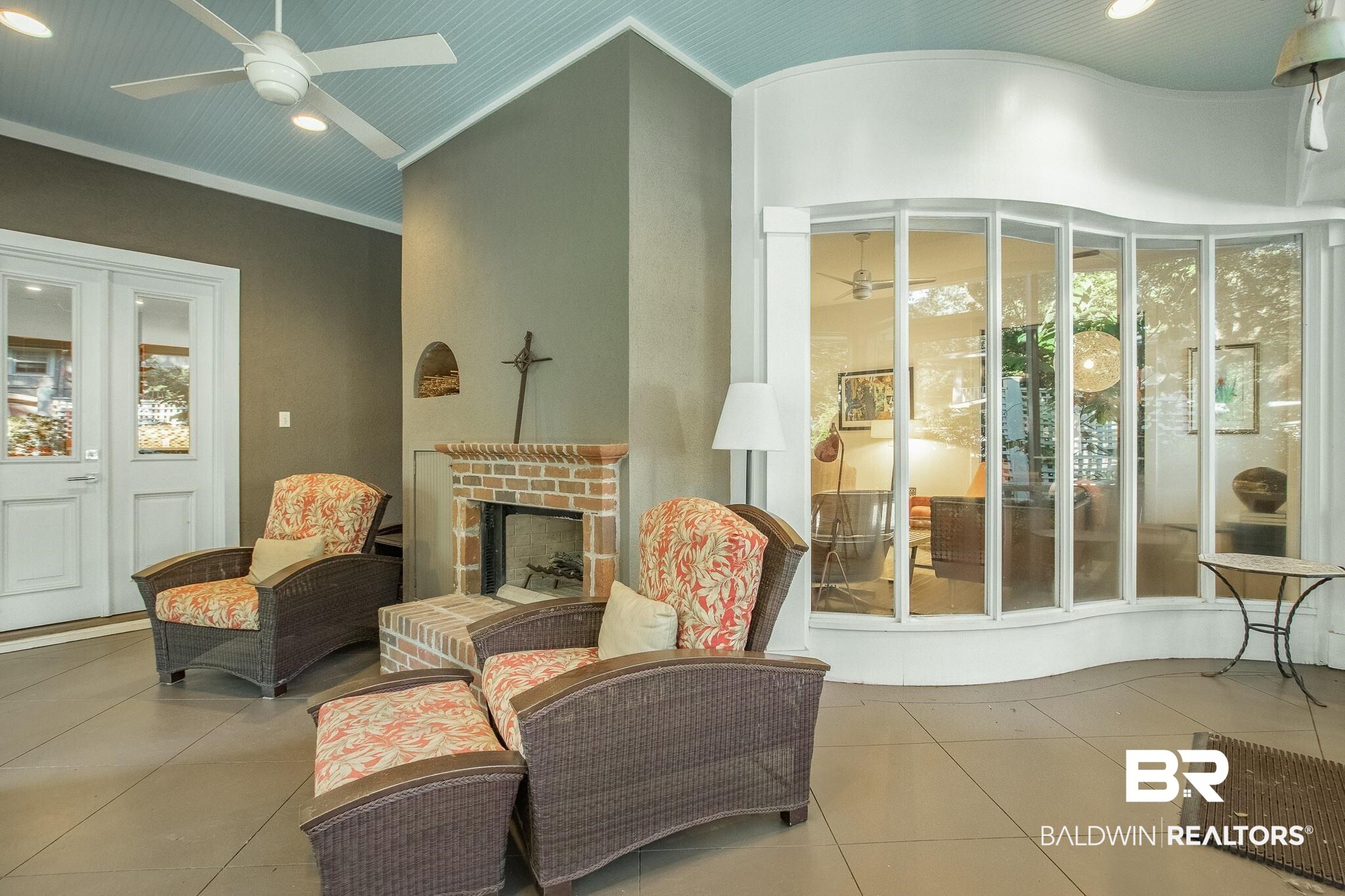 211 Pier Avenue Fairhope, AL 36532 - Photo 15 of 49 Main Entrance to home