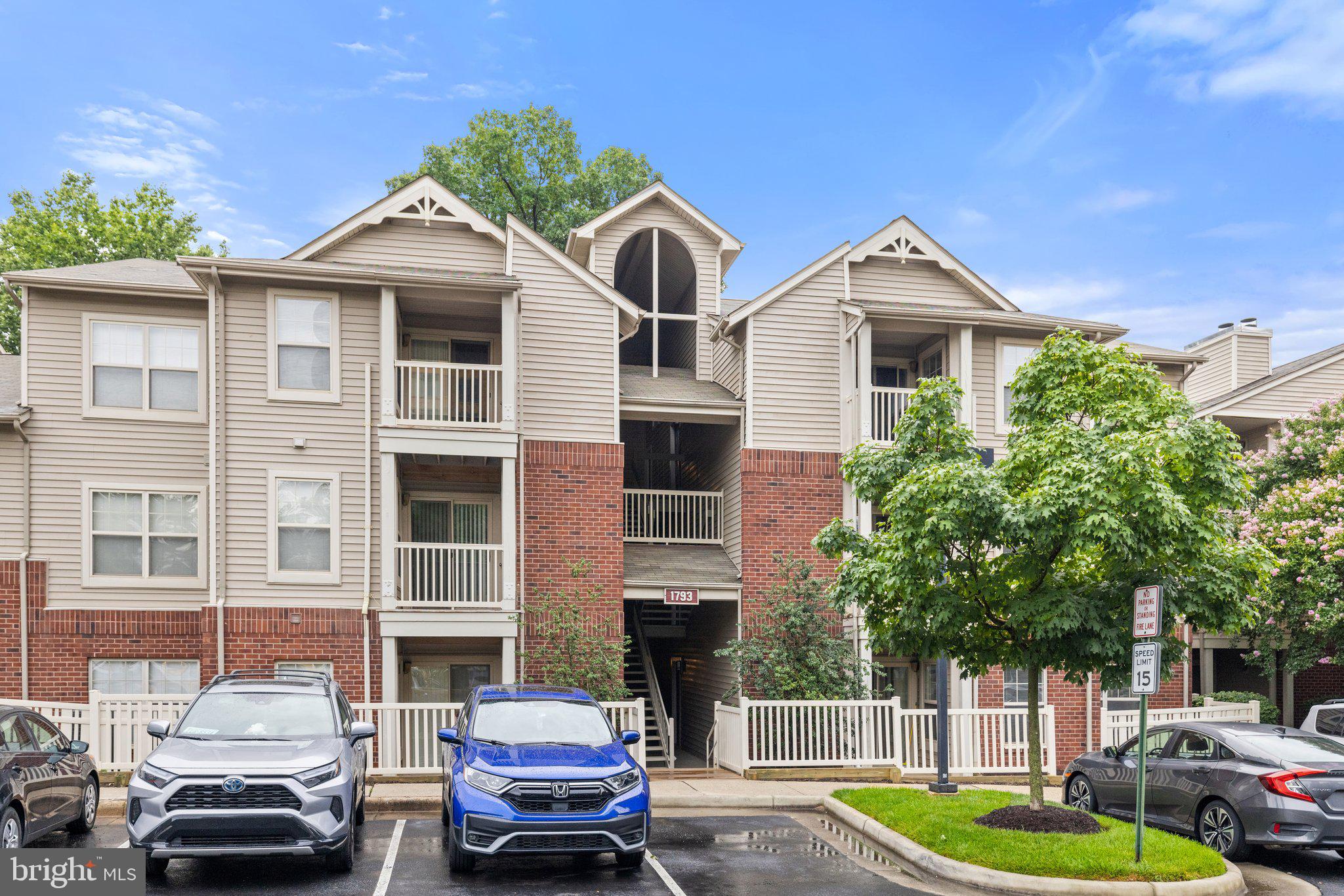 1793 Jonathan Way, Unit 1793D Reston, VA 20190 - Photo 1 of 25 Gallery Image 1