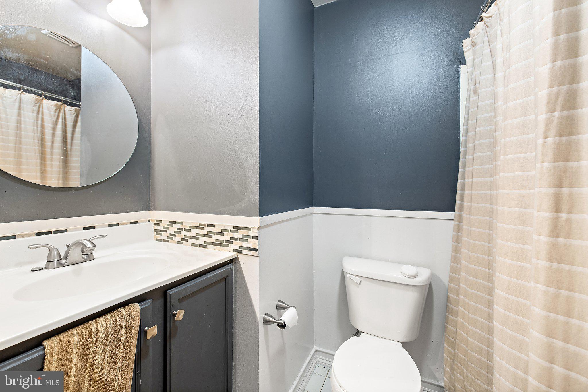 1793 Jonathan Way, Unit 1793D Reston, VA 20190 - Photo 14 of 25 Master Bathroom