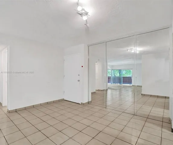 $370,000 | 1205 Mariposa Avenue, Unit 333, Coral Gables, FL 33146
