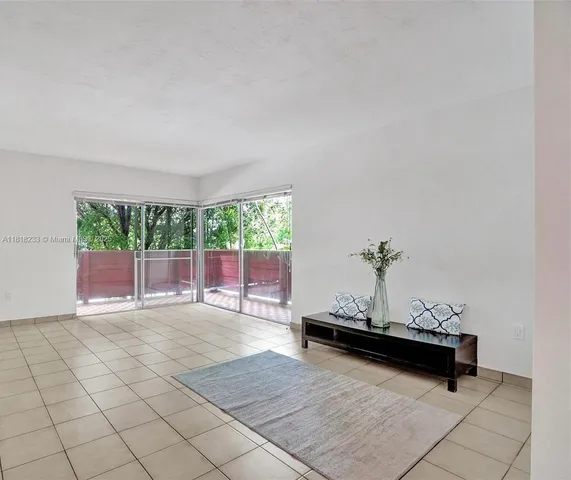 $370,000 | 1205 Mariposa Avenue, Unit 333, Coral Gables, FL 33146