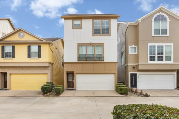 $2,400 | 3334 Clearview Villa Way, Houston, TX 77025