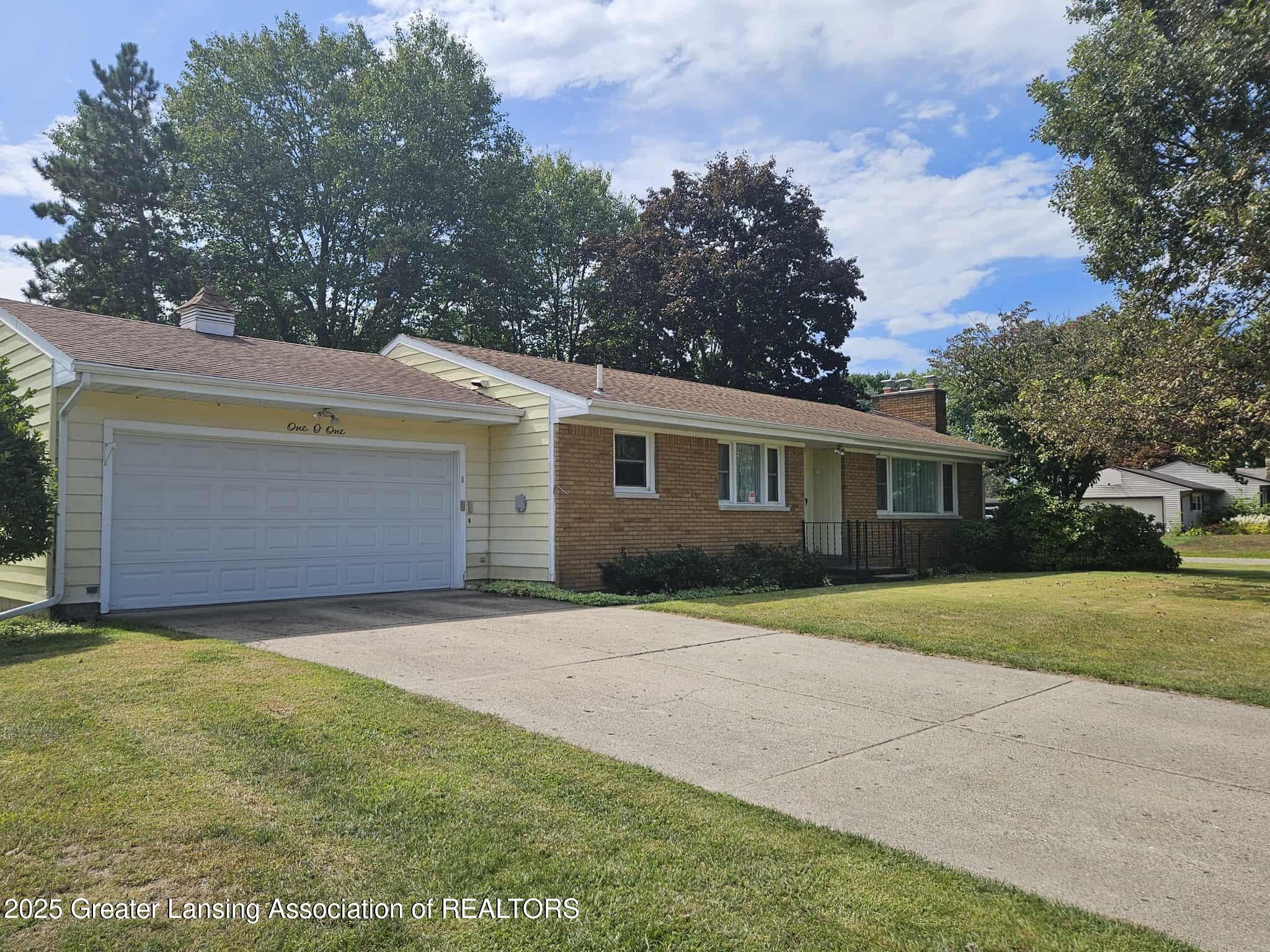 101 Rancho Street Eaton Rapids, MI 48827 - Photo 1 of 34 Exterior Front b