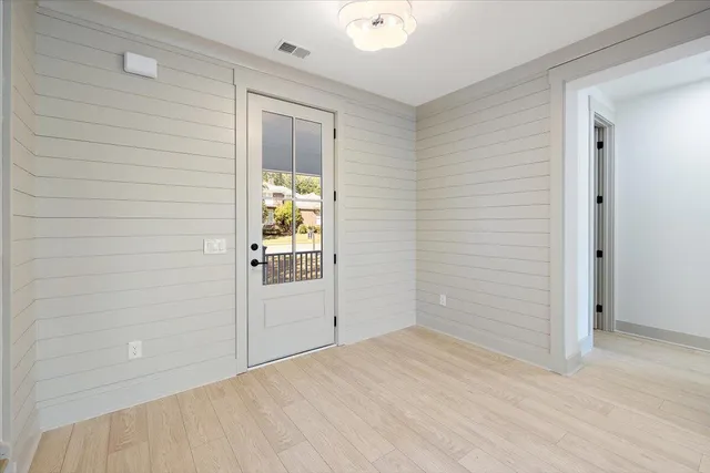 $714,000 | 1500 Eagle Landing Boulevard, Hanahan, SC 29410