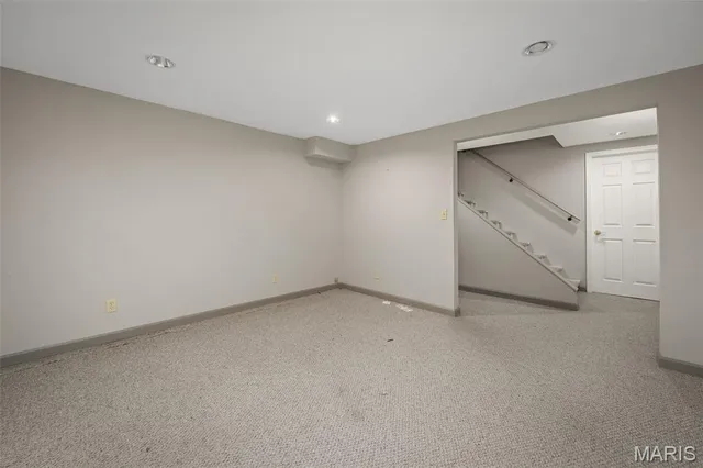 $415,000 | 28417 Meadowbrook Estates, Warrenton, MO 63383