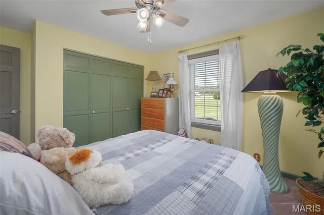 $415,000 | 28417 Meadowbrook Estates, Warrenton, MO 63383