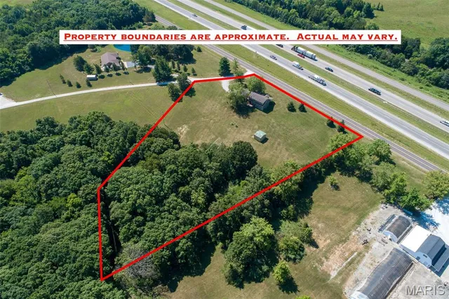 $415,000 | 28417 Meadowbrook Estates, Warrenton, MO 63383