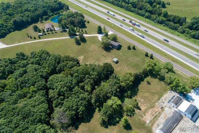 $415,000 | 28417 Meadowbrook Estates, Warrenton, MO 63383