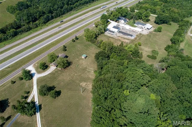 $415,000 | 28417 Meadowbrook Estates, Warrenton, MO 63383