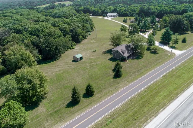 $415,000 | 28417 Meadowbrook Estates, Warrenton, MO 63383