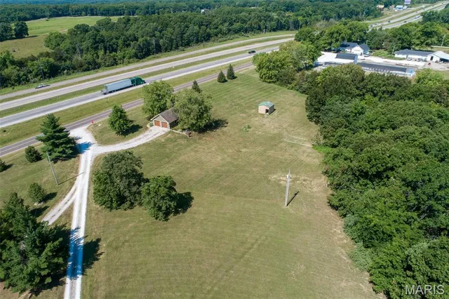 $415,000 | 28417 Meadowbrook Estates, Warrenton, MO 63383