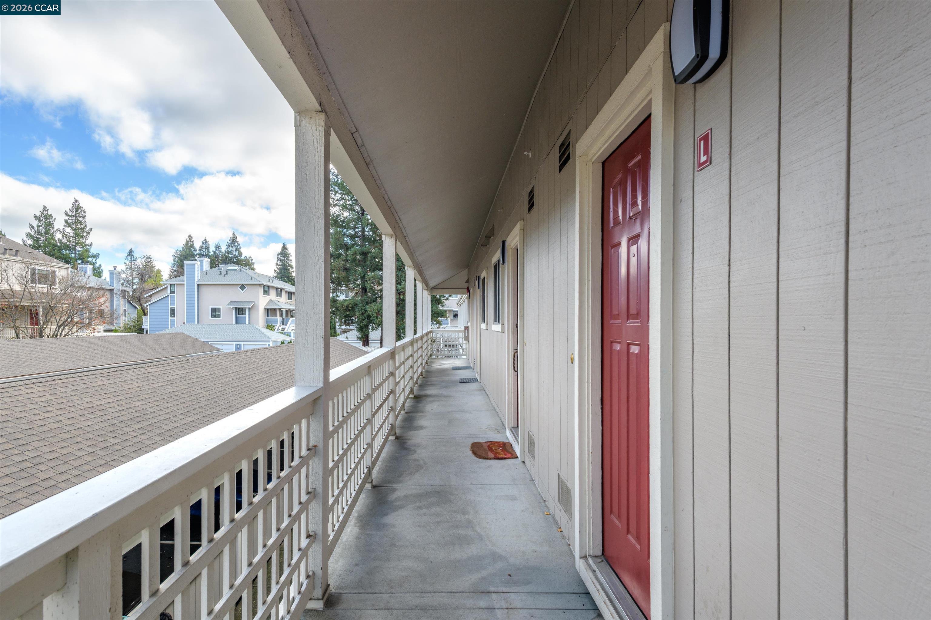 2721 Oak Road, Unit L Walnut Creek, CA 94597 - Photo 24 of 25 a view of a balcony