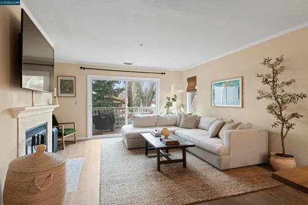 $599,000 | 2721 Oak Road, Unit L, Walnut Creek, CA 94597