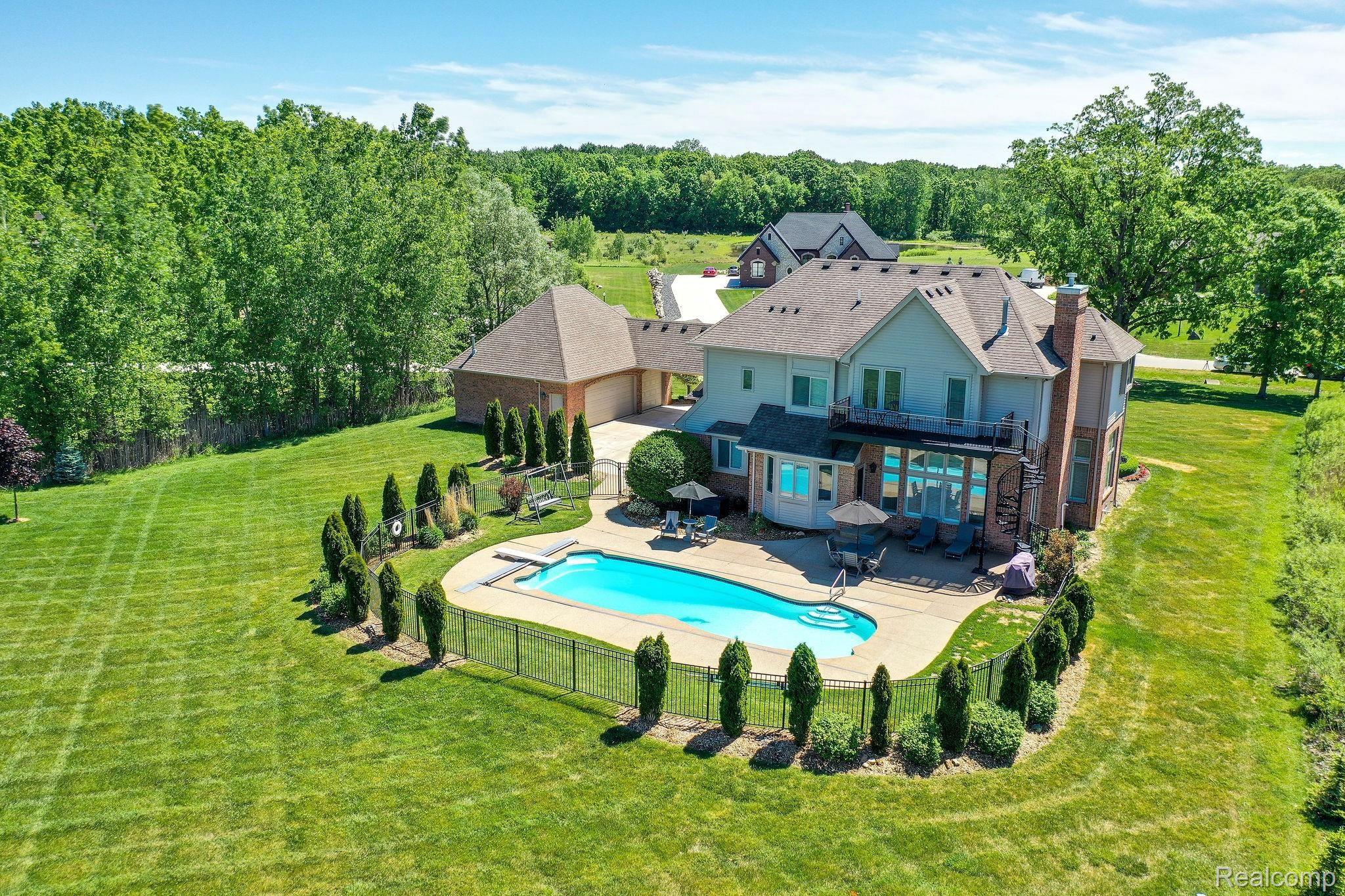 79681 Tory Circle Romeo, MI 48065 - Photo 48 of 49 RobZ-47.jpg