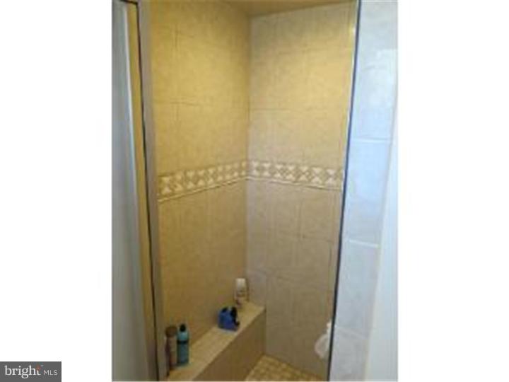 9758 Susan Road Philadelphia, PA 19115 - Photo 10 of 12