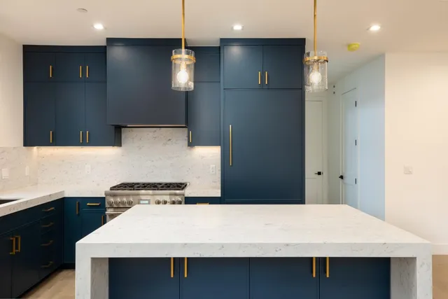 $4,300,000 | 737 Linden Avenue, Burlingame, CA 94010