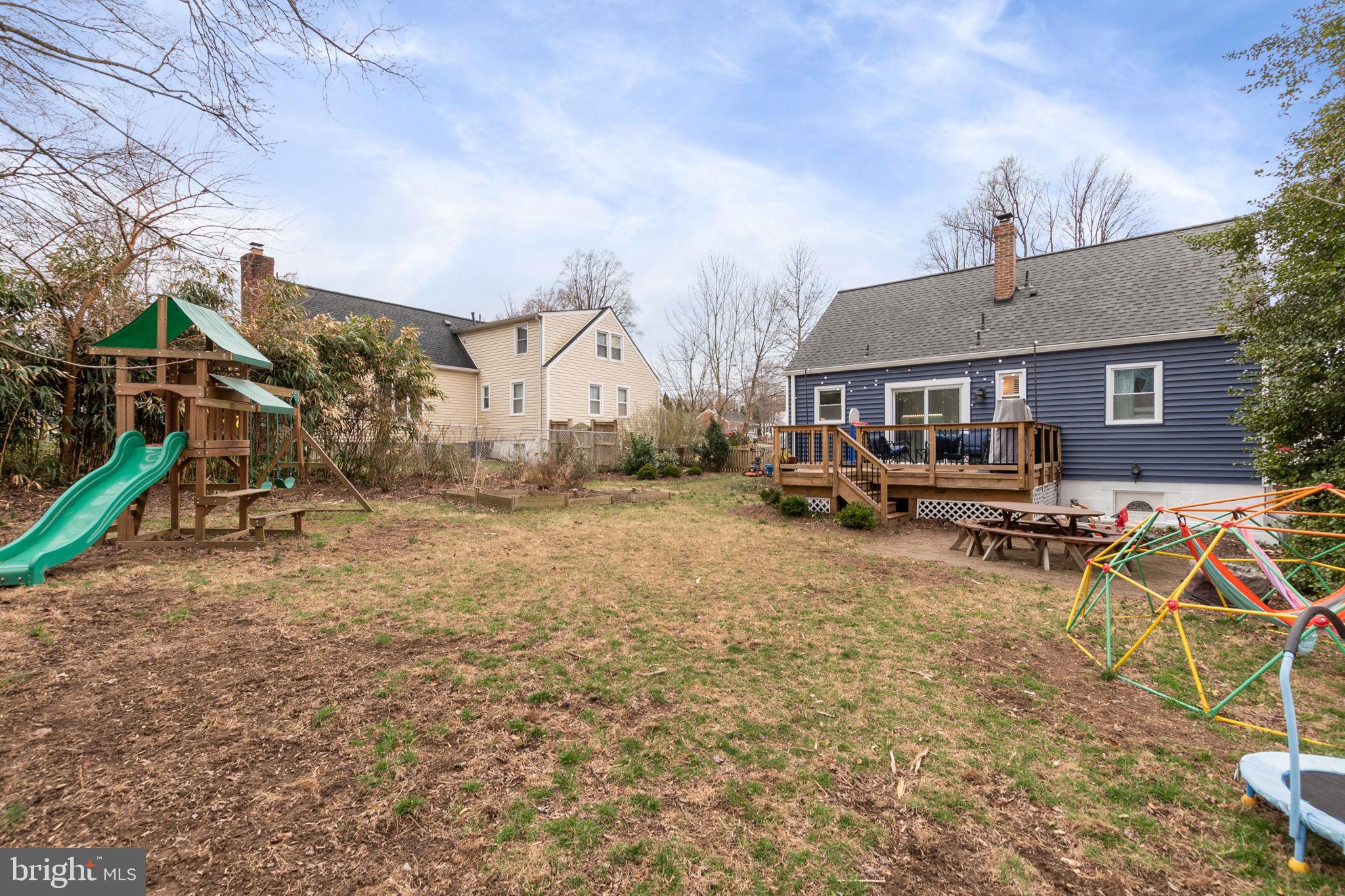 4029 Maple Street Fairfax, VA 22030 - Photo 32 of 34