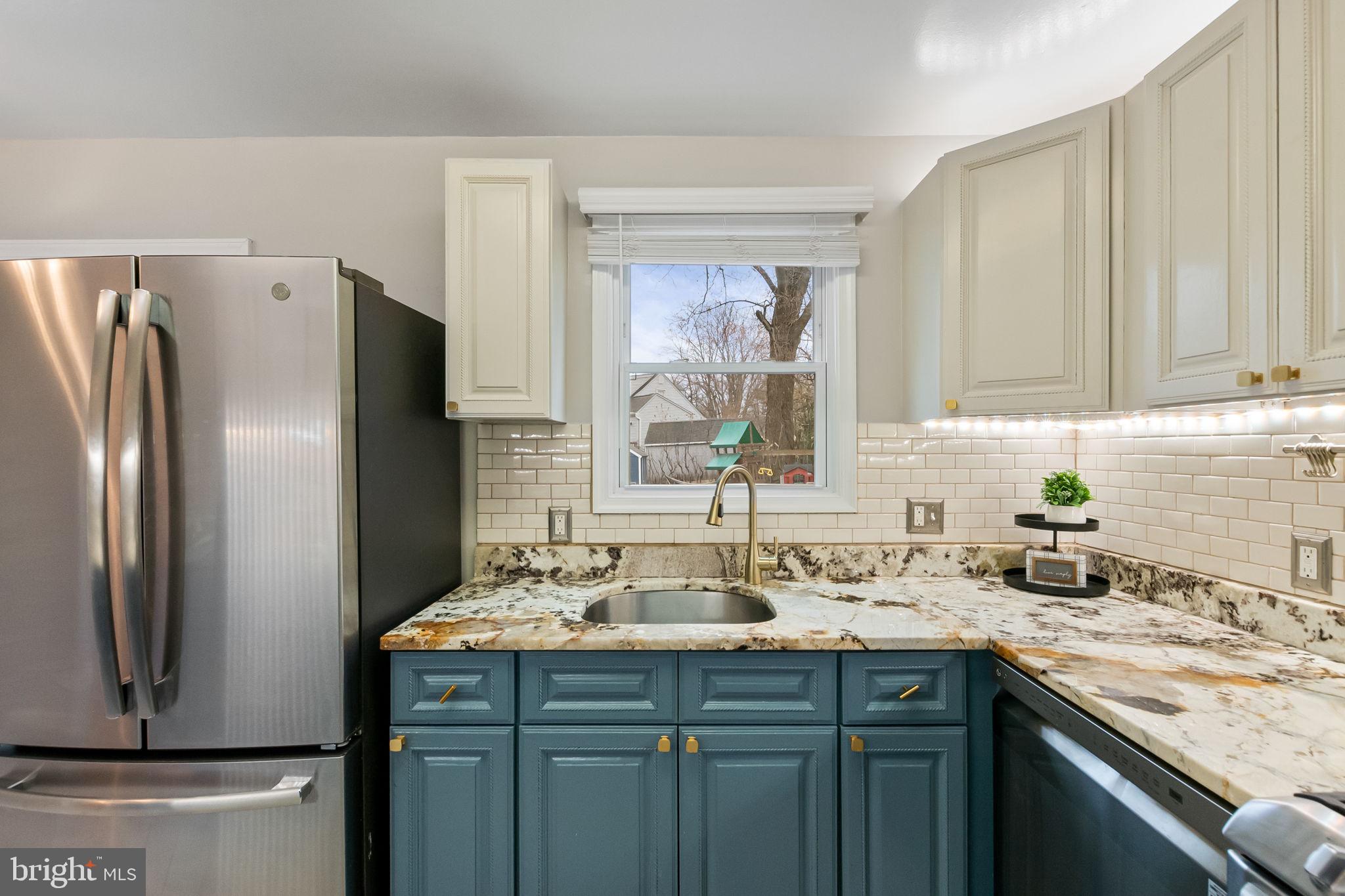 4029 Maple Street Fairfax, VA 22030 - Photo 8 of 34