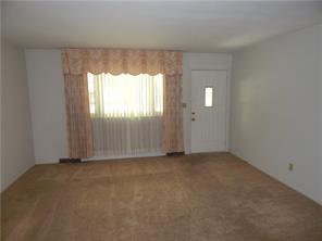 519 Hopkins Road Indianapolis, IN 46229 - Photo 3 of 27 Gallery Image 3