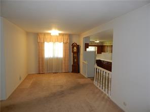 519 Hopkins Road Indianapolis, IN 46229 - Photo 4 of 27 Gallery Image 4