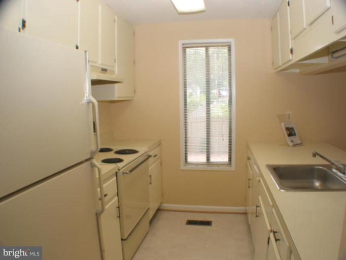 10738 Lester Street Silver Spring, MD 20902 - Photo 5 of 13 Kitchen