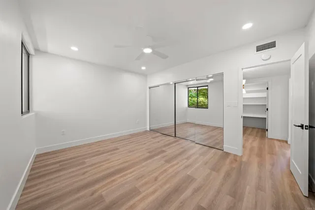 $1,374,900 | 2500 Torrey Pines Road, Unit 305, La Jolla, CA 92037