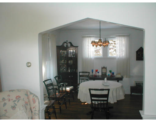 25 Hawthorne Road Waltham, MA 02451 - Photo 3 of 5 Gallery Image 3