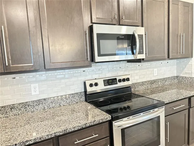 an empty room with a empty space