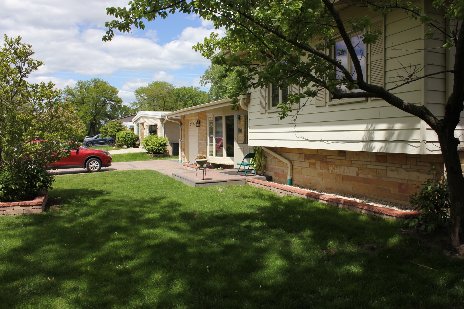 5639 Manor Lane Chicago, IL 60631 - Photo 3 of 43