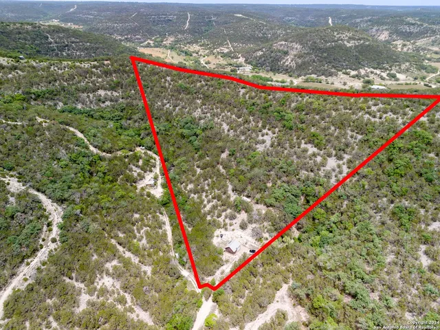 a view of a multi story building