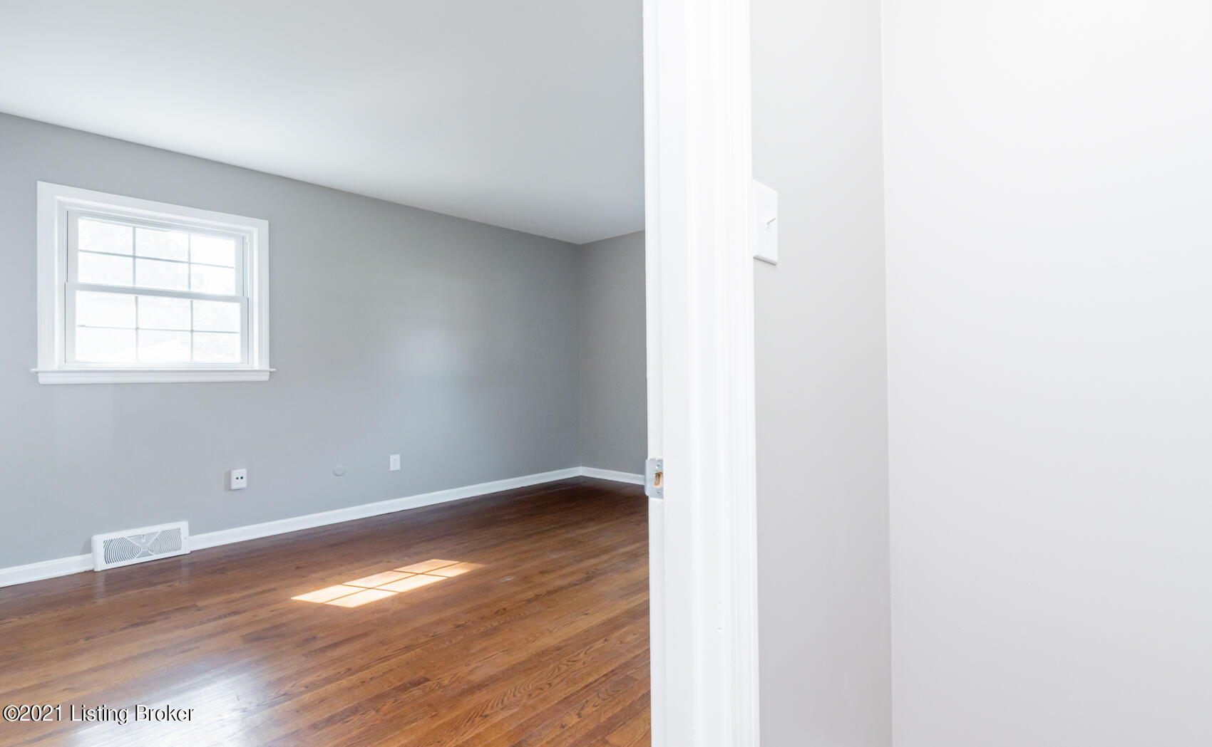 1914 Janlyn Road Louisville, KY 40299 - Photo 29 of 58 1914-129