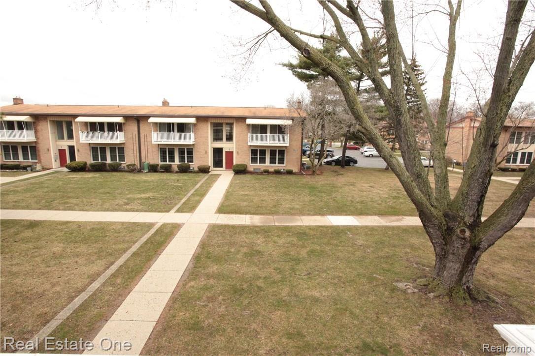 1199 South Sheldon Road, Unit 73 Plymouth, MI 48170 - Photo 16 of 29 IMG_7857K73 .JPG