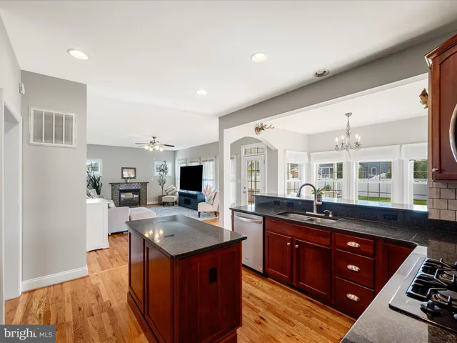 $669,900 | 226 Taggart Drive, Winchester, VA 22602