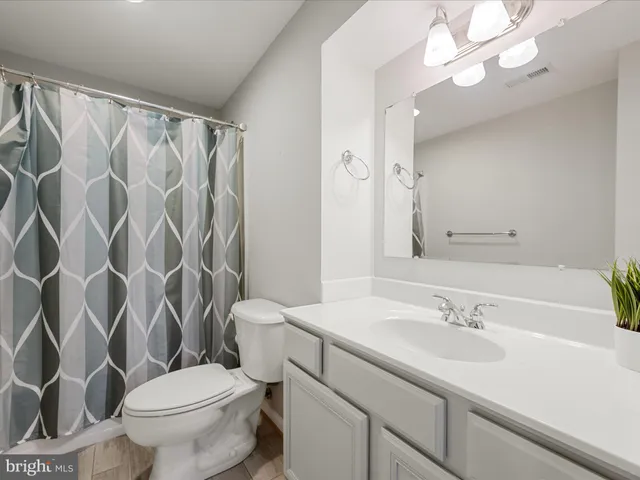 $669,900 | 226 Taggart Drive, Winchester, VA 22602