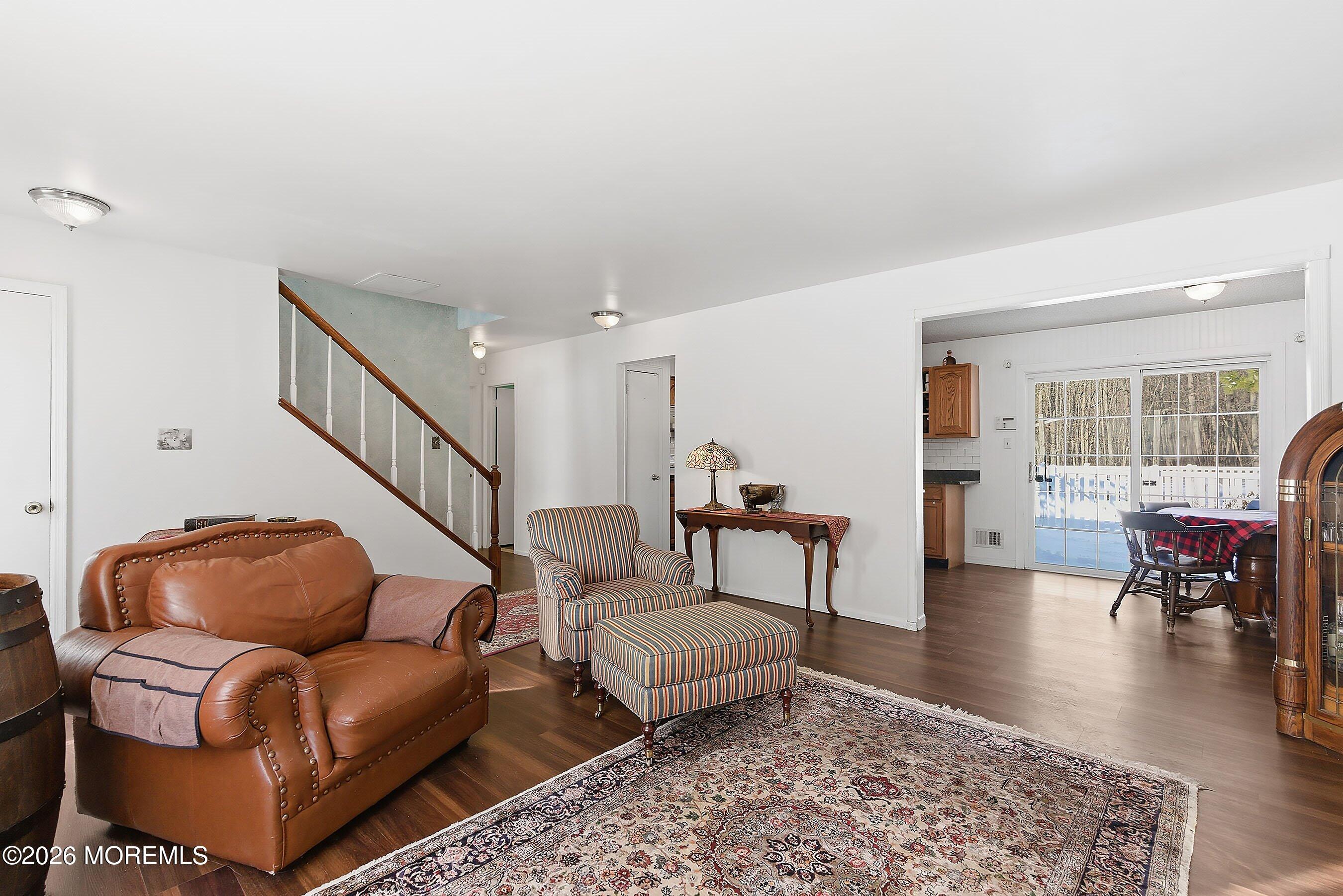 844 Miller Avenue Jackson, NJ 08527 - Photo 20 of 44 10-Living 1C