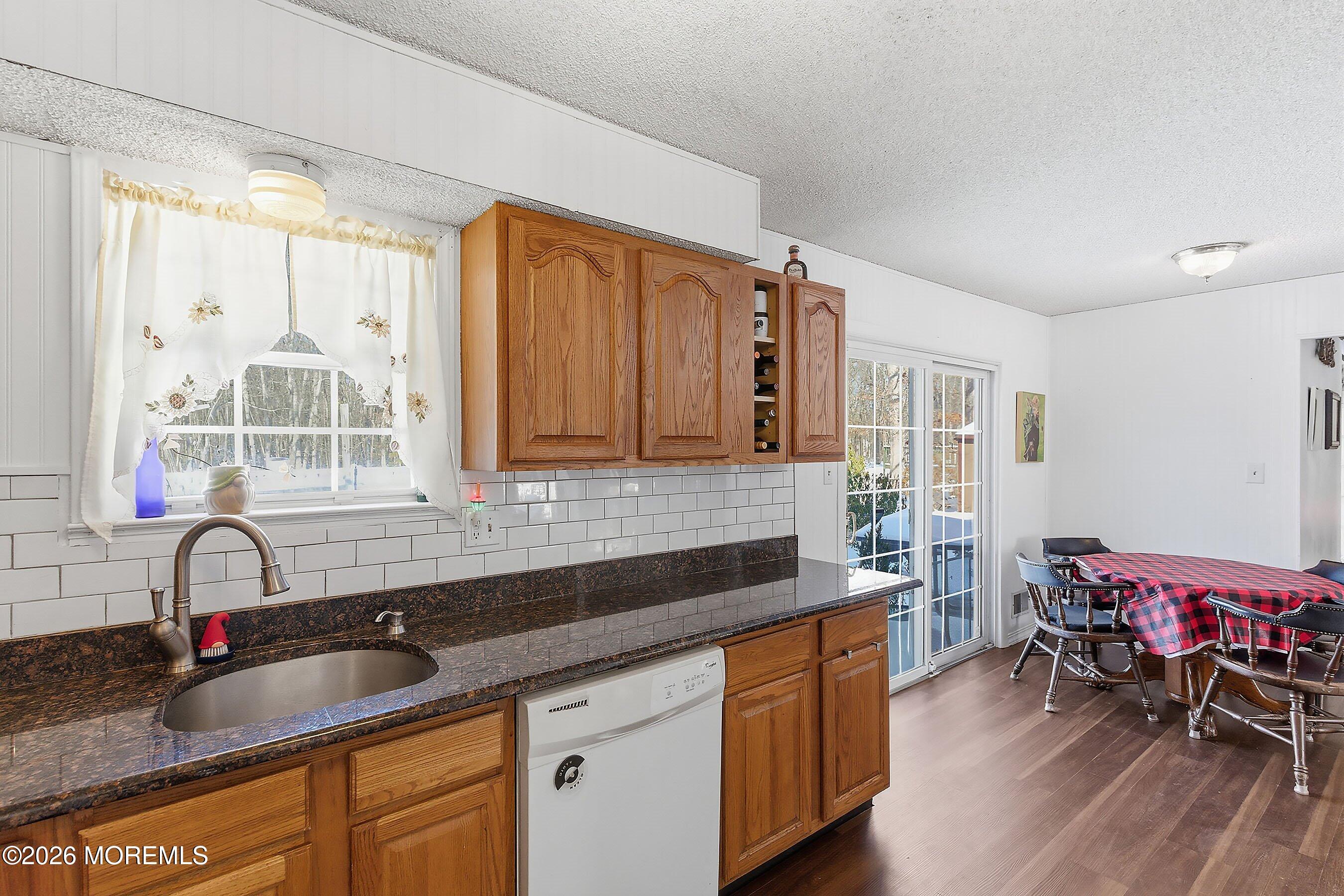 844 Miller Avenue Jackson, NJ 08527 - Photo 23 of 44 14-Kitchen 1D