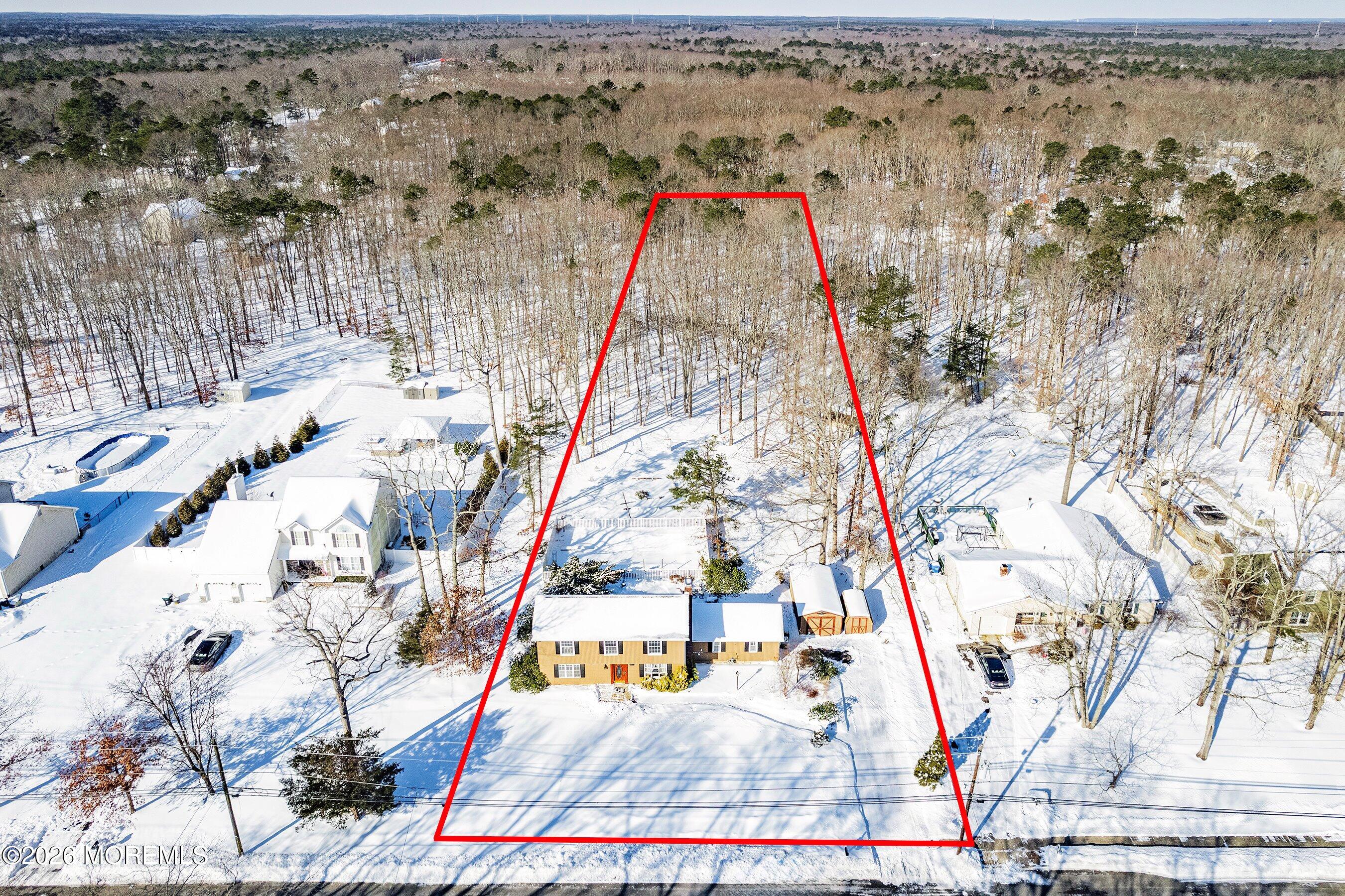 844 Miller Avenue Jackson, NJ 08527 - Photo 4 of 40 02-Front Aerial with outline