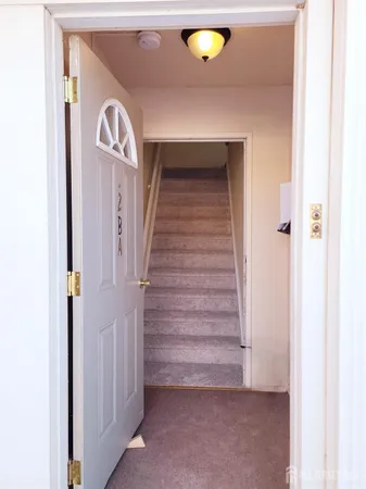 $149,900 | 93 Fox Road, Unit 2B, Edison, NJ 08817