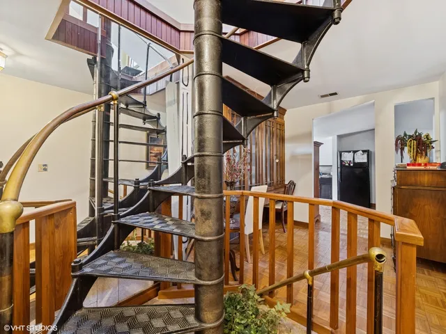 $899,999 | 724 South Plum Grove Road, Palatine, IL 60067