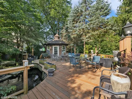 $899,999 | 724 South Plum Grove Road, Palatine, IL 60067