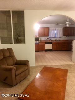 422 Sykes Circle Rio Rico, AZ 85648 - Photo 3 of 10 Gallery Image 3