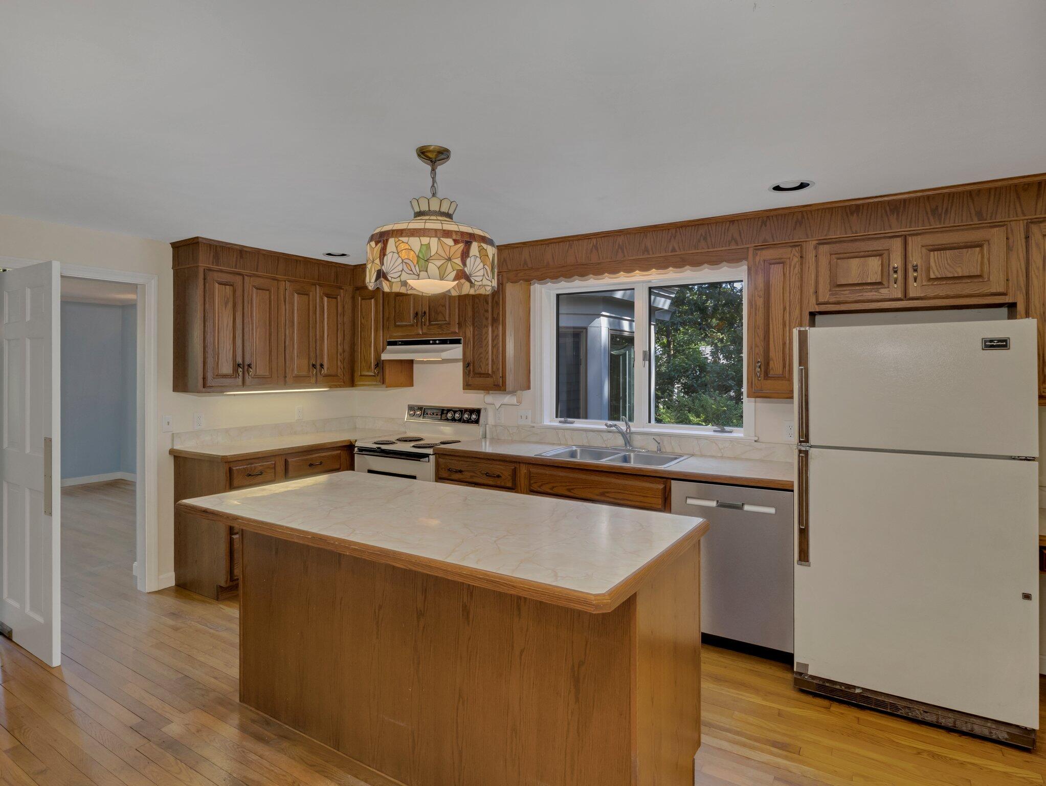 30 Sunset Lane Eastham, MA 02642 - Photo 10 of 49 9-web-or-mls-30-sunset-ln