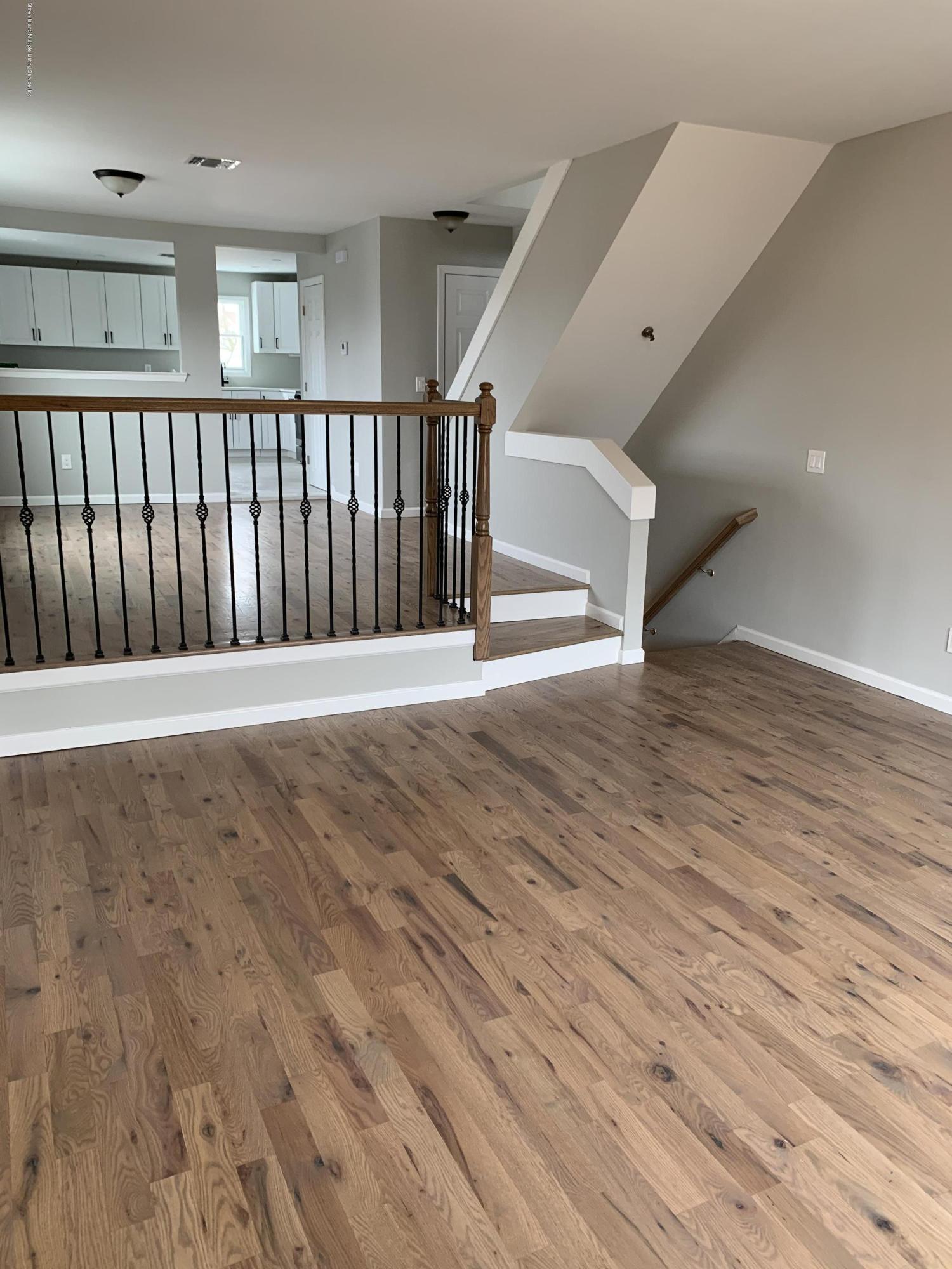133 Green Valley Road Staten Island, NY 10312 - Photo 3 of 16 IMG_0183